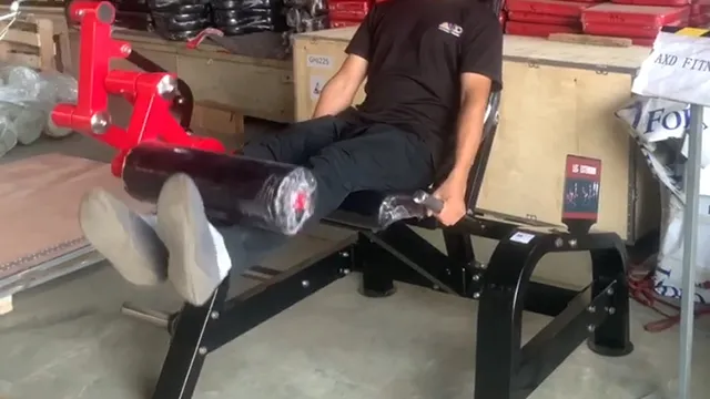 Máquina de extensión y flexión de piernas sentado